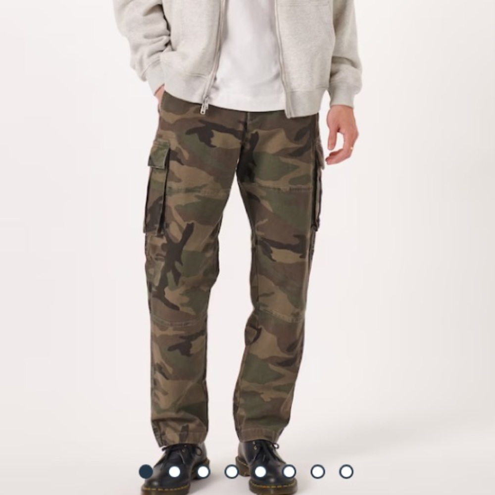 ABERCROMBIE & FITCH Dark Green Camo Cargo Pants